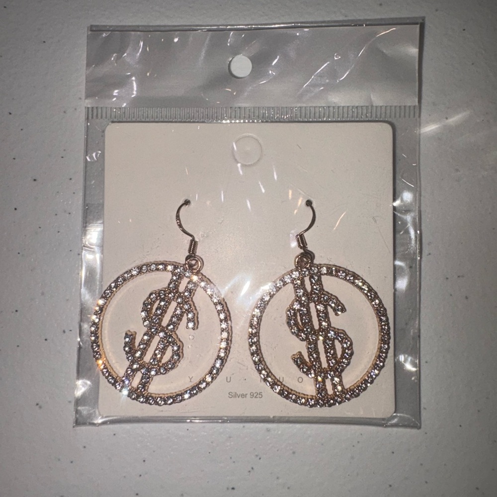 Elegant Gold Dollar Sign Earrings
